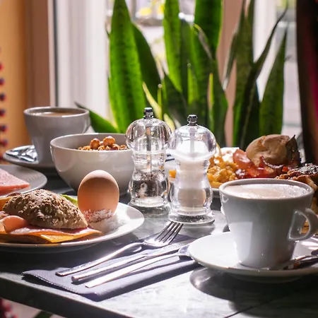 Art & דירה ליסבון